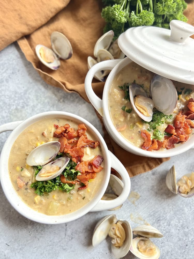 New England Clam Chowder in two bowls