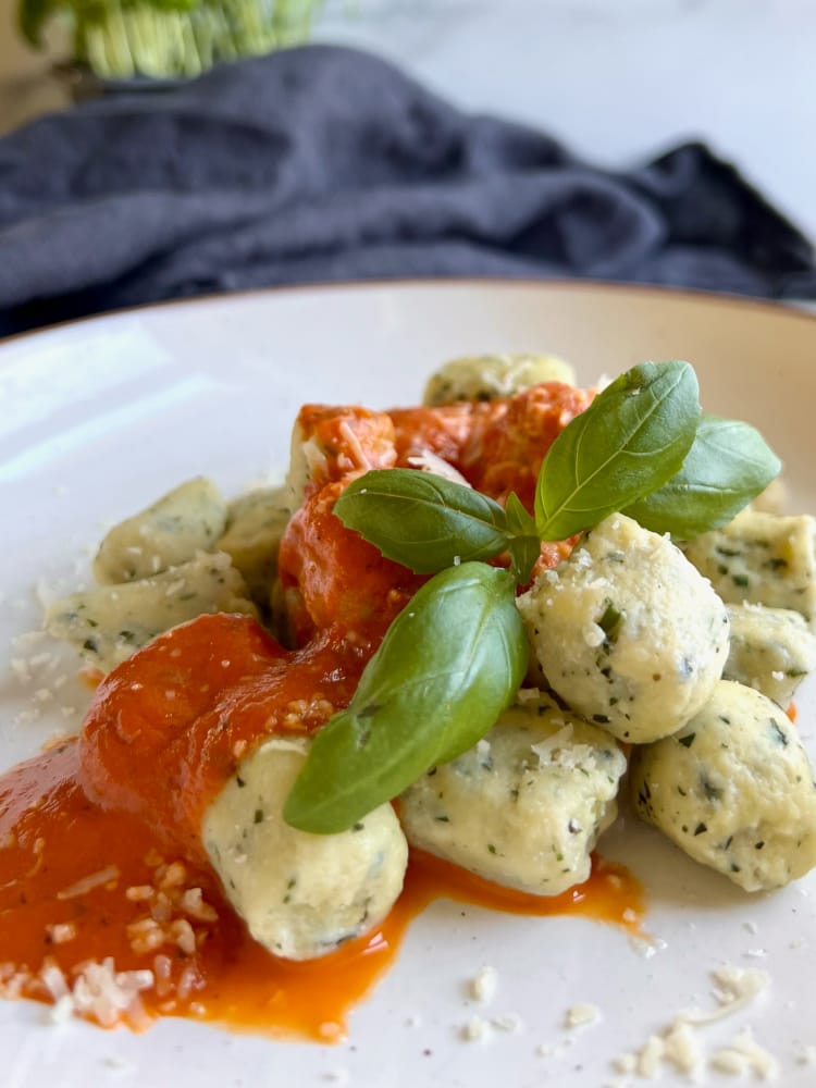 Basil Gnudi with Red Pepper Cream Sauce 1