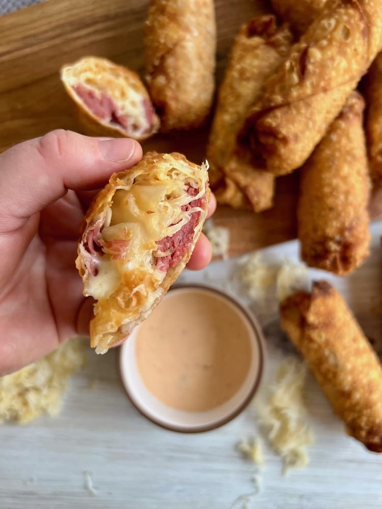 https://hangryinlove.com/wp-content/uploads/2023/03/Reuben-Egg-Rolls-1.jpeg